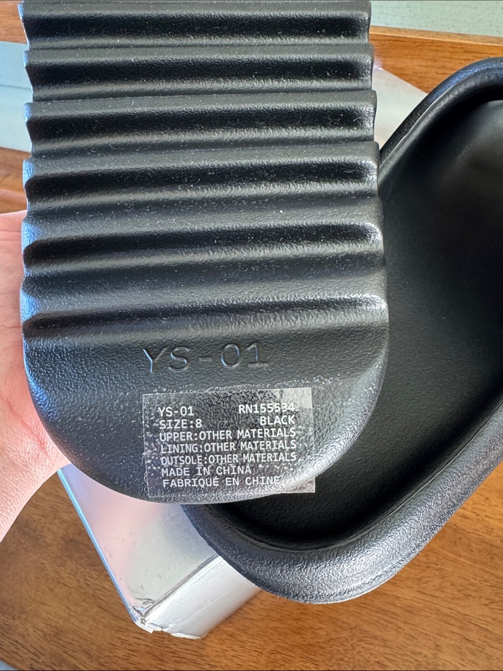Yeezy Men’s Slide — Black Minimalist Foam Slip-On - Picture 4 of 6